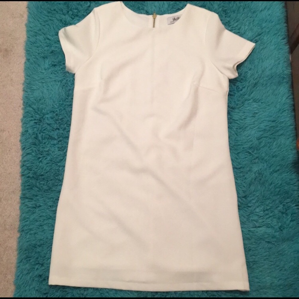 NWOT Lulus White Shift Dress, Size M